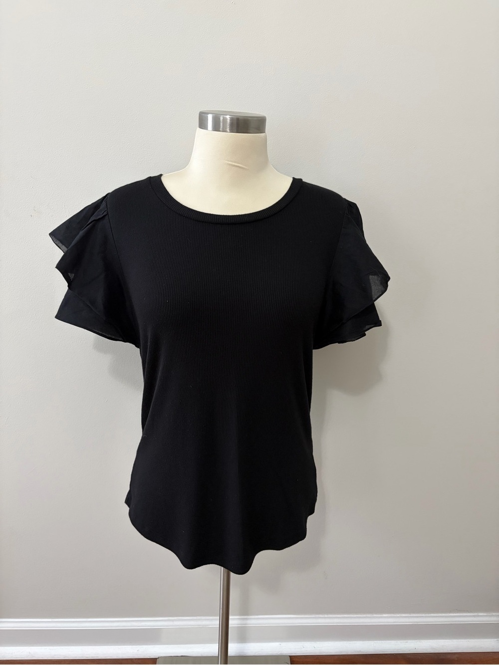 GAP Black Short Sleeve Ruffle-Sleeve Tee Sz L Whimsigoth Coquette